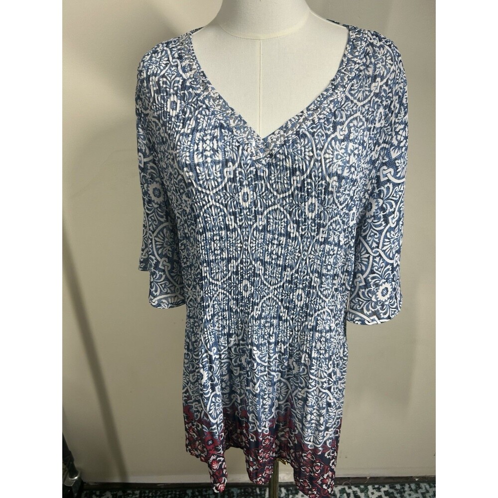 Cathrine's Women's Pullover Size 1X Multicolor Floral Stretch 248